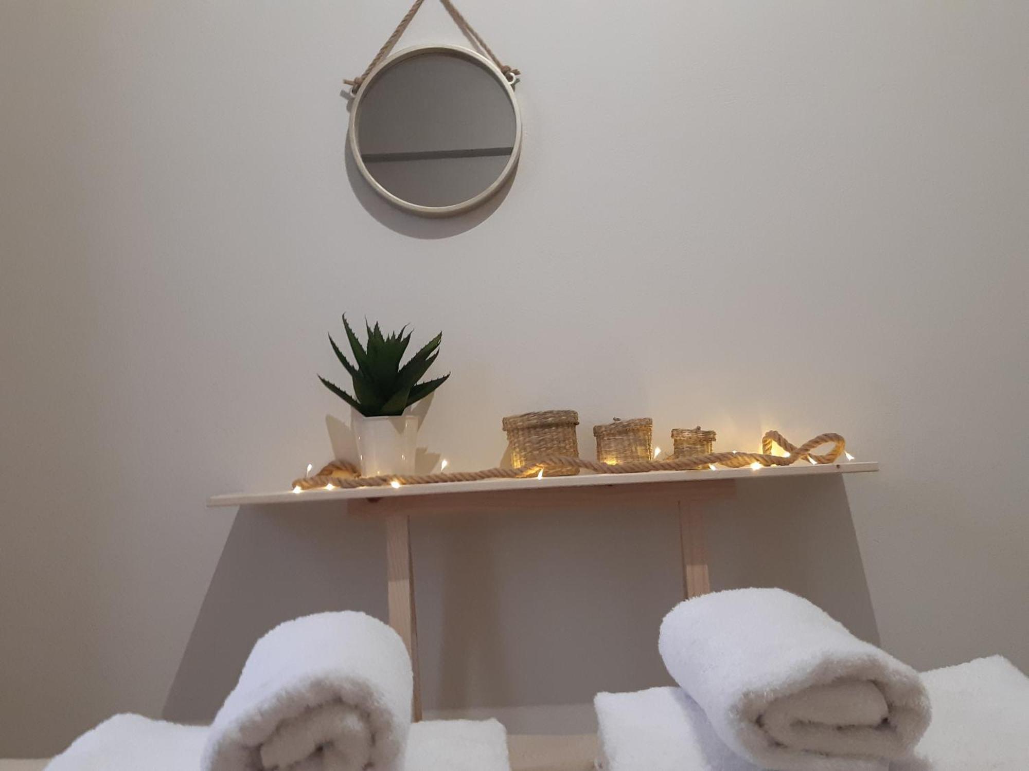 Appartamento Delphic Moments - Sunny App 3Br, 2Ba With View Esterno foto